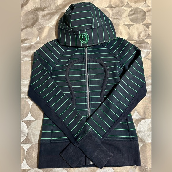 lululemon athletica Jackets & Blazers - Lululemon hoodie